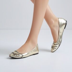 Karl Lagerfeld Silver Cat  design ballets Flats size 9.50